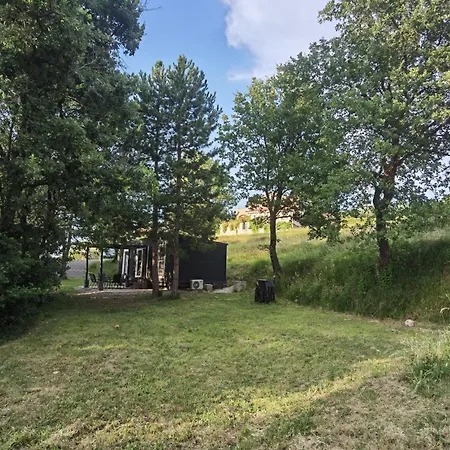 Forest House Maestral בית נופש